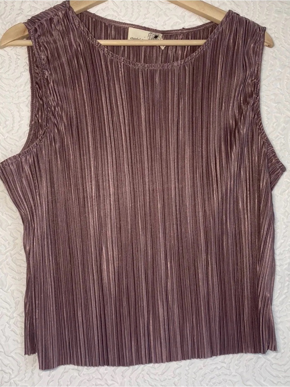 everleigh Metallic Pleated Sleeveless Camisole - Mauve